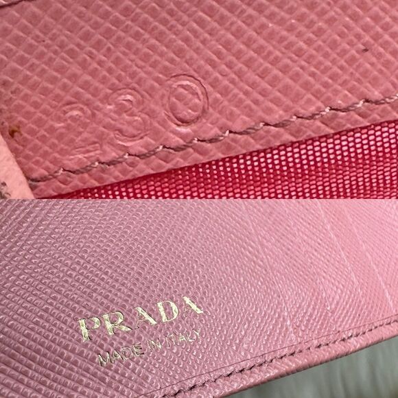 💯Authentic Prada compact Wallet 🍀 - Picture 13 of 15